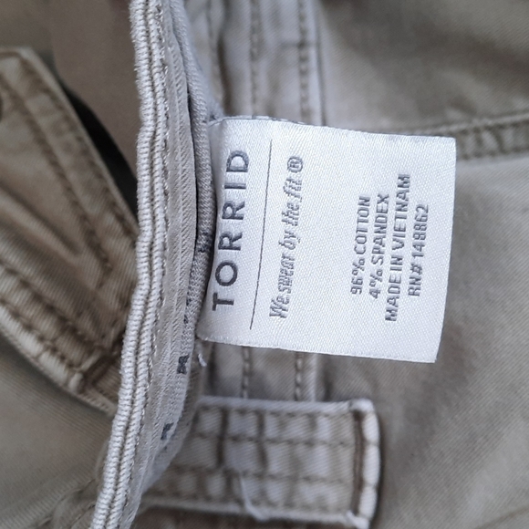 Torrid Skinny Jeans - Picture 5 of 5